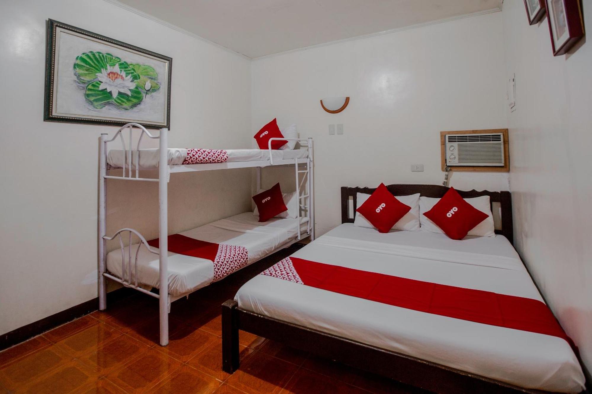 Oyo 741 Sierra Travellers Inn Tagaytay City Exterior foto